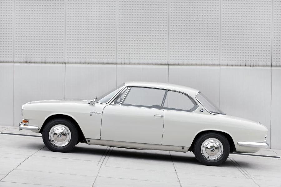  BMW 3200 CS Bertone 1965 года  (фото 3 из 5)